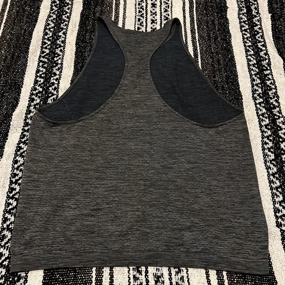 Athleta Reverb Muscle tank - Picture 5 of 6